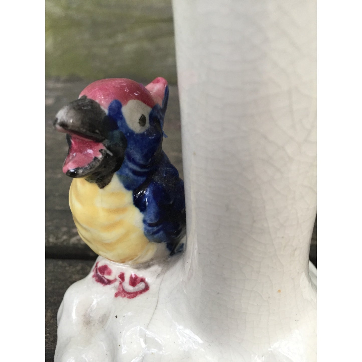 vintage Yankoware white VASE with parrot ceramic art pottery Made in Japan