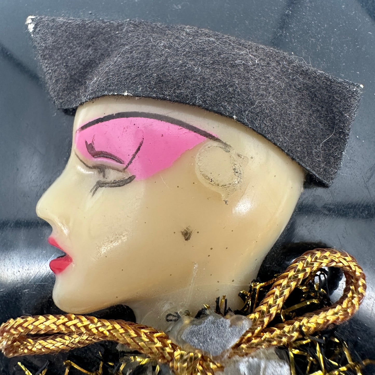 vintage circular-shaped hinged Trinket Box black jewelry container art deco face