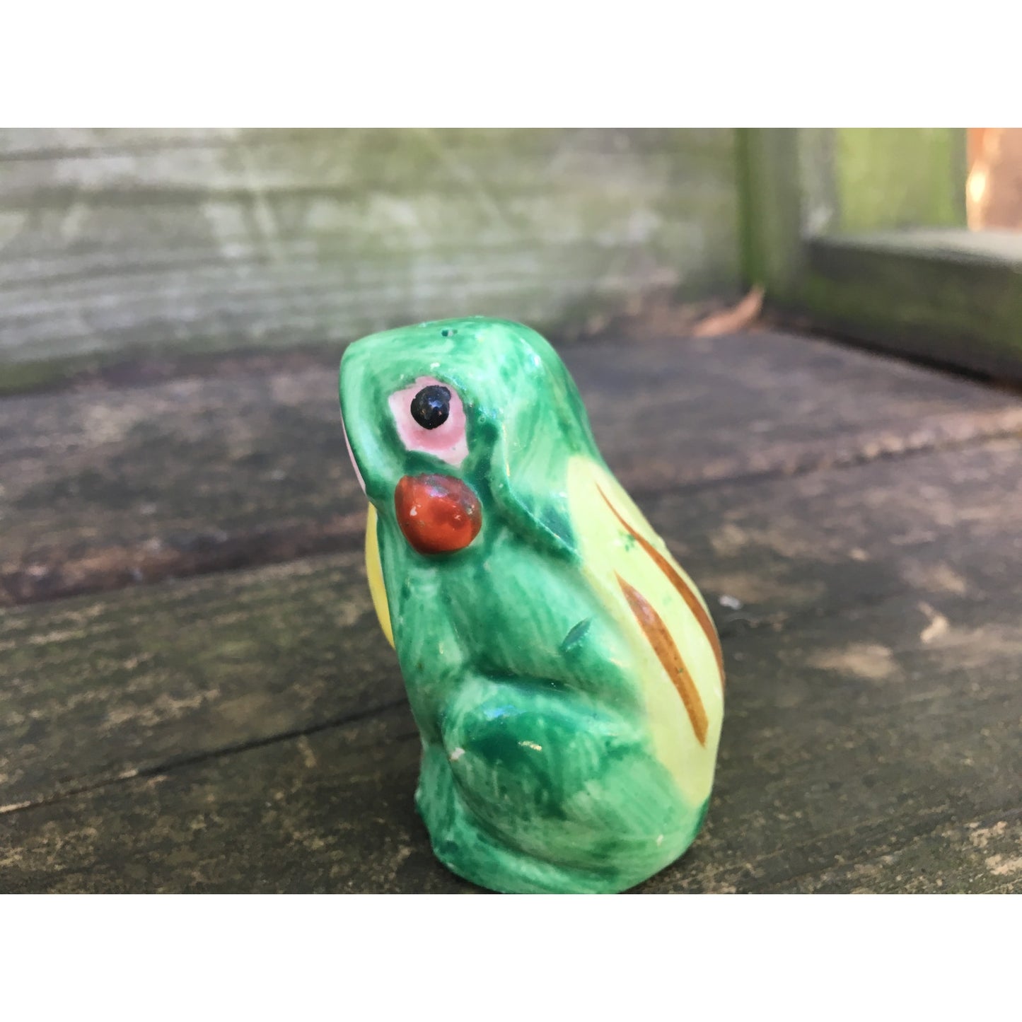 vintage frog ceramic Salt and Pepper small Shaker Set Made in Japan green yellow